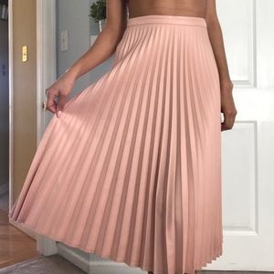 LuLu’s Midi Skirt